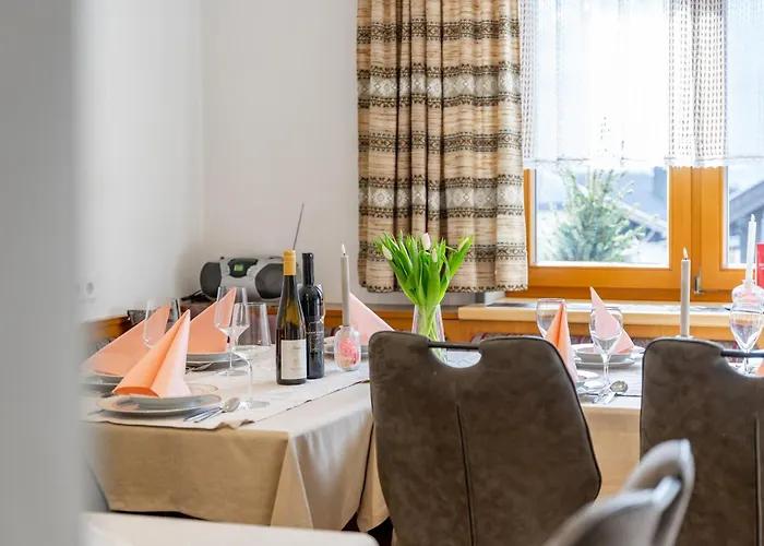 Nussbaumer * Niedernsill